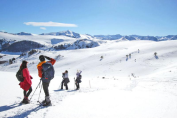 Raquettes Val d'Embournac Station de ski de Camurac 